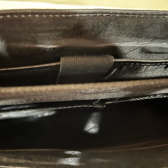 Beautiful Black Leather Kenneth Cole Brief/Laptop Case - Picture 6 of 9